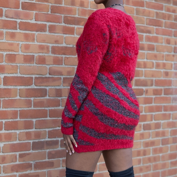 Plush Eighties inspired dress - Picture 2 of 3